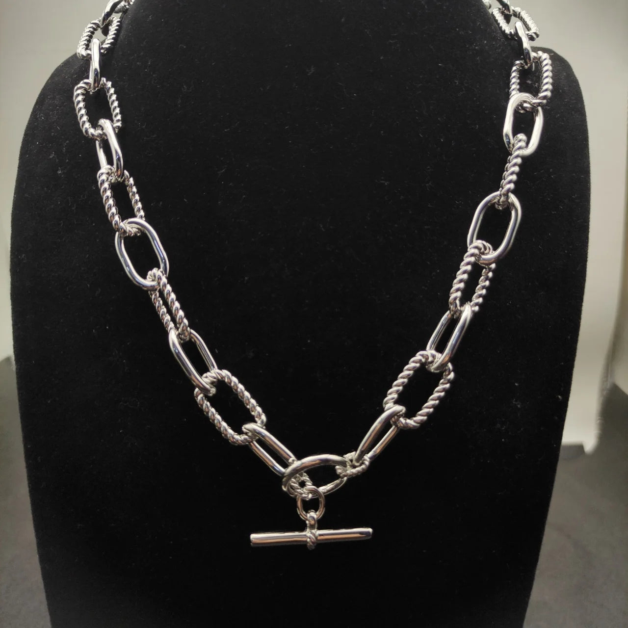 2026 New High Quality DY Necklaces Collection Simple and Elegant Perfect for Any Occasion Suitable for Both Men and Women 3 by Home for Health and Beauty