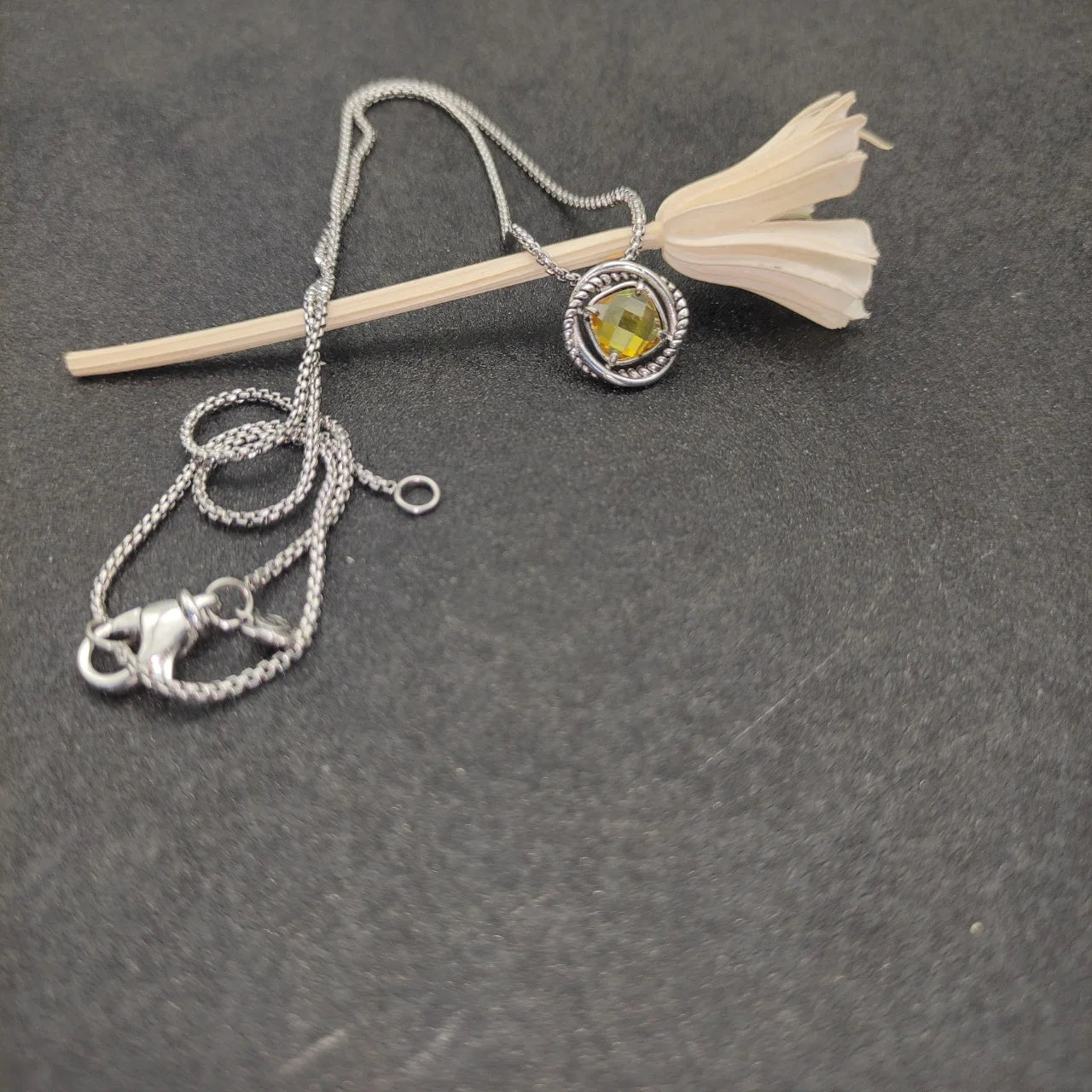 2026 New High Quality DY Necklaces Collection Simple and Elegant Perfect for Any Occasion Suitable for Both Men and Women 3 by Home for Health and Beauty