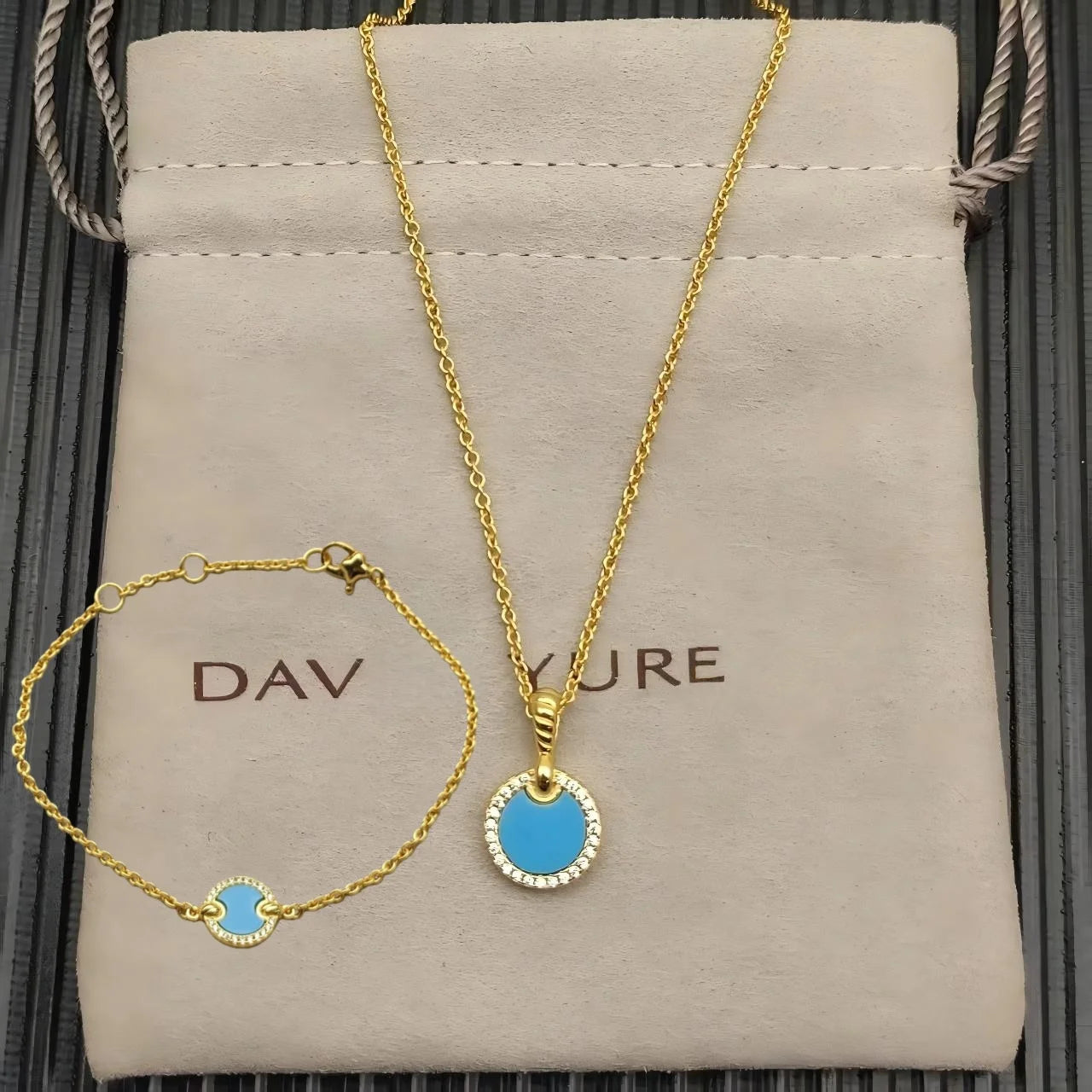 High-Quality Elegant and Simple Gold-Plated Round Bracelets and Necklaces Set by Home for Health and Beauty