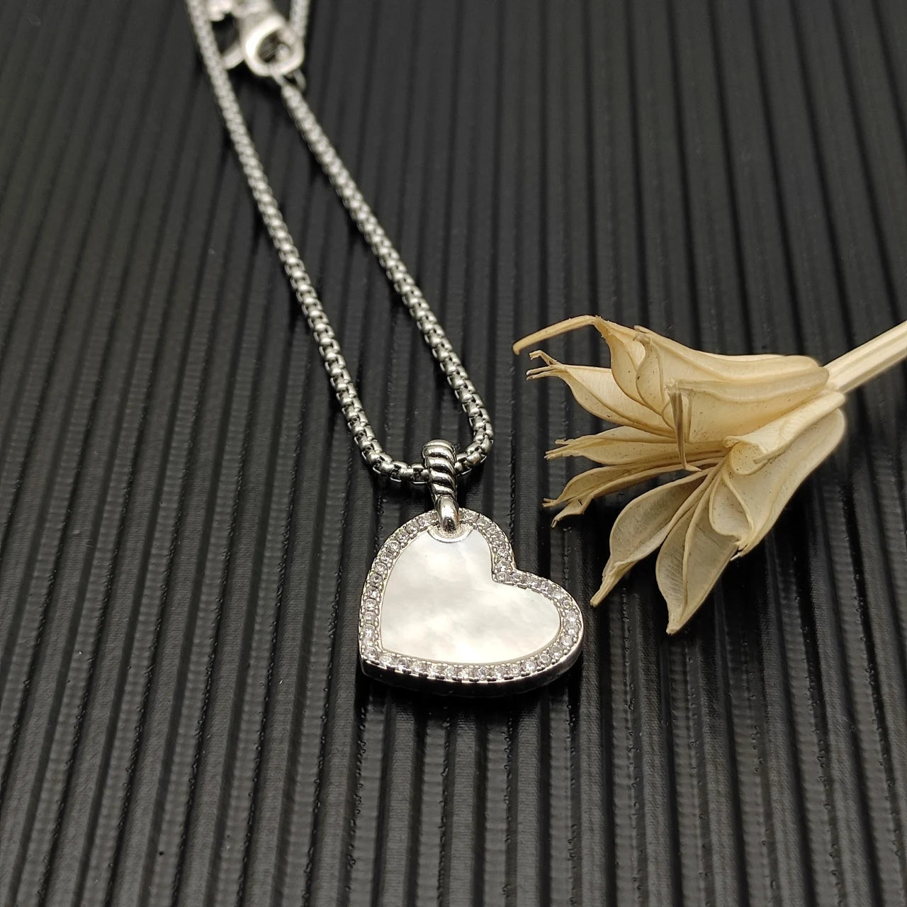 2026 New High Quality DY Necklaces Collection Simple and Elegant Perfect for Any Occasion Suitable for Both Men and Women 3 by Home for Health and Beauty